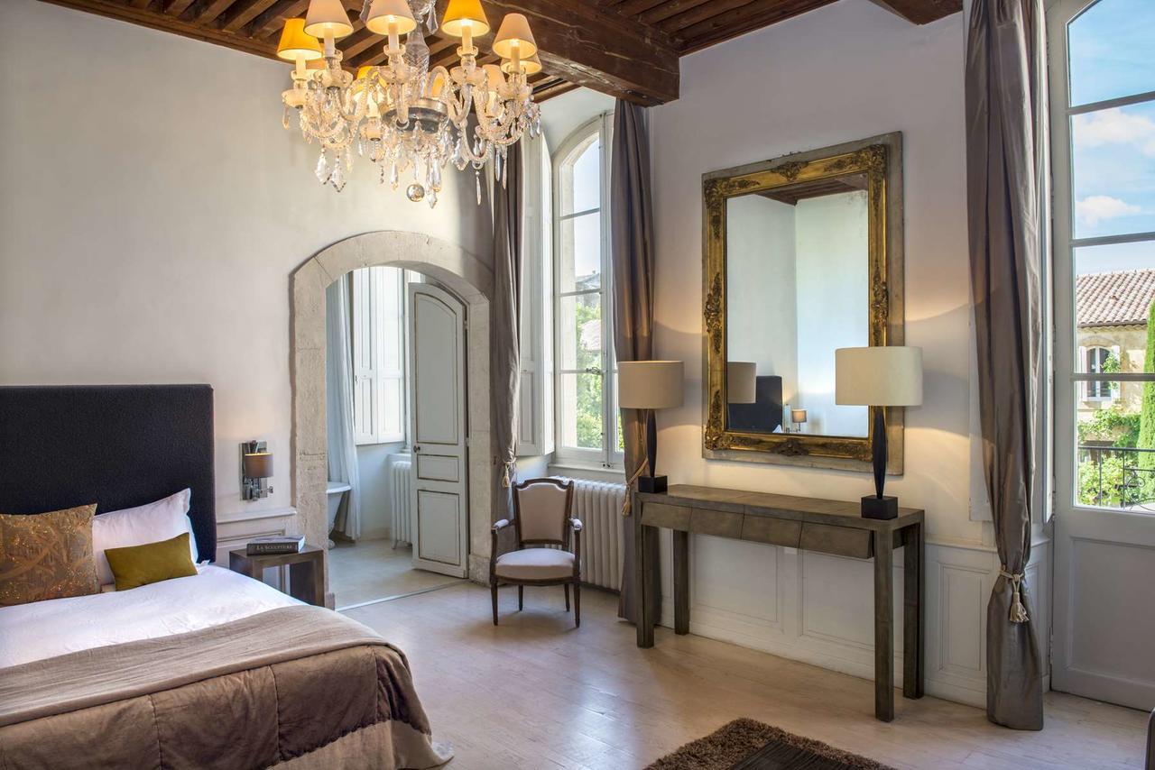 Chateau De Massillan Uchaux Esterno foto