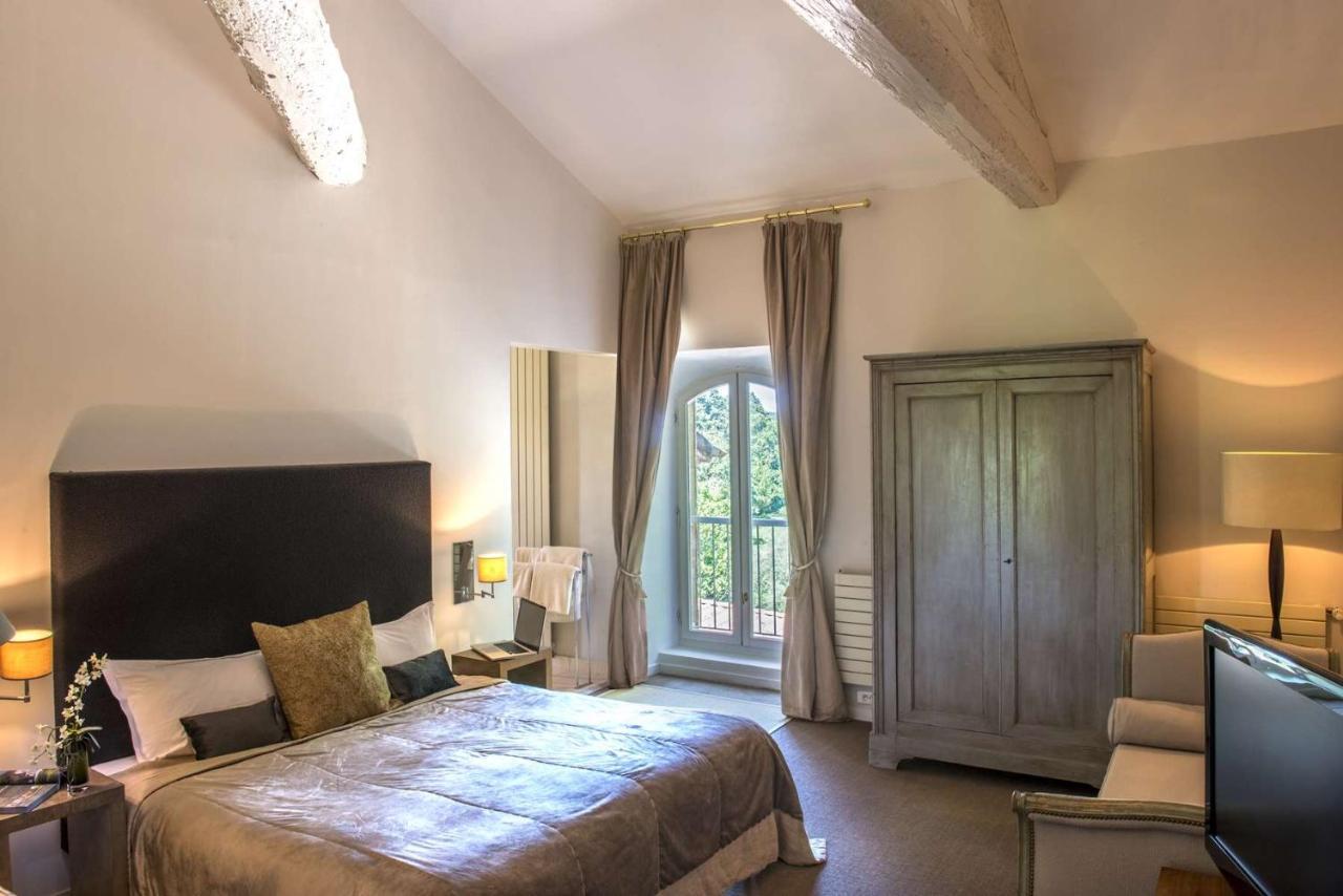 Chateau De Massillan Uchaux Esterno foto